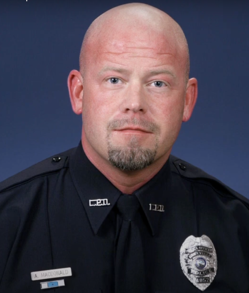 Adam MacDonald, Lakeville, police, 