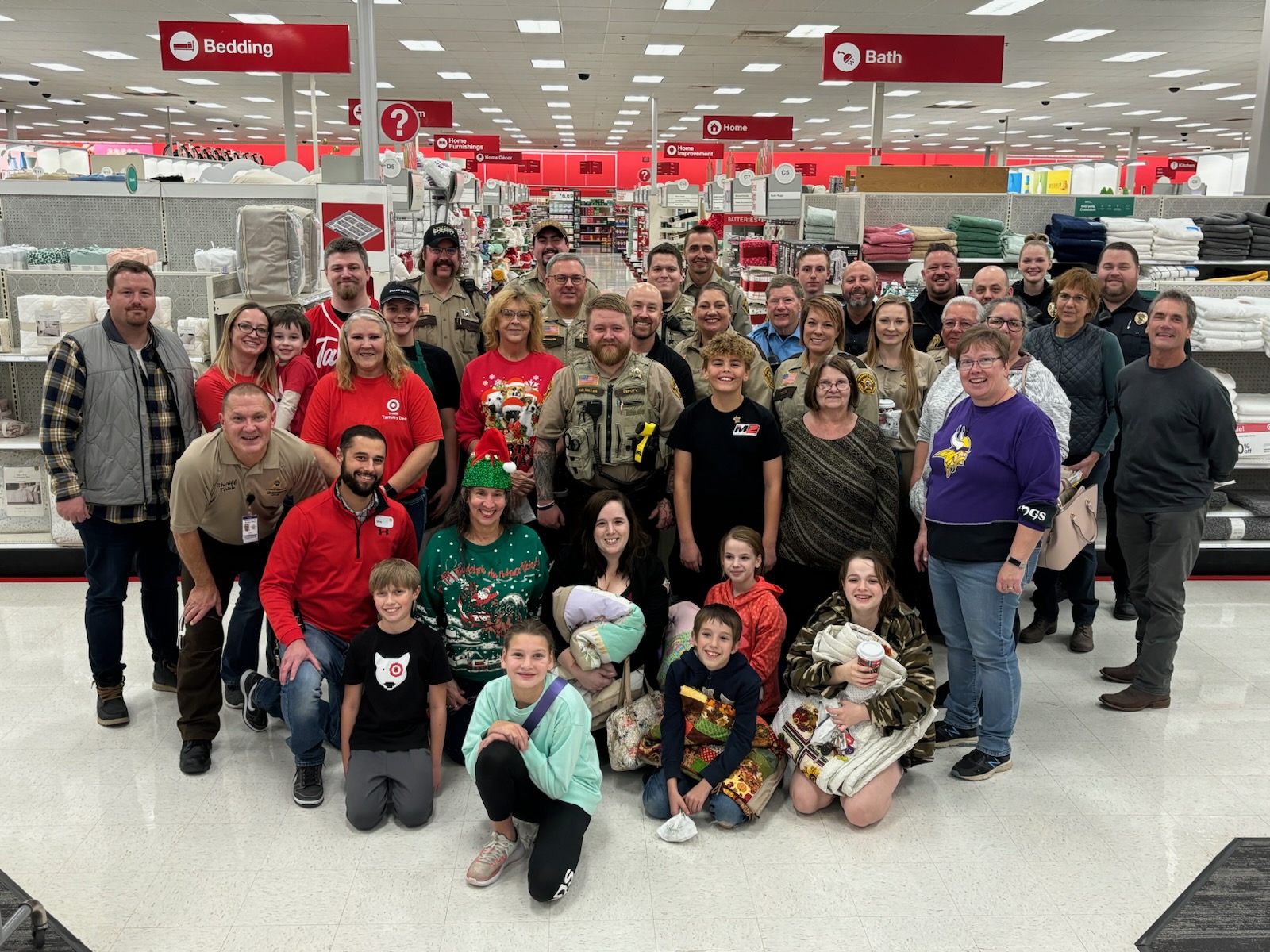 Shop with a cop, steele county, owatonna