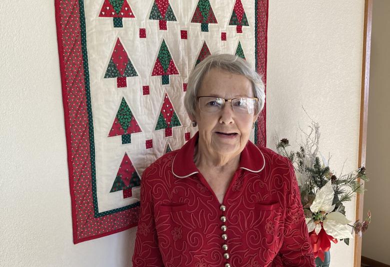judy srsen, owatonna, award